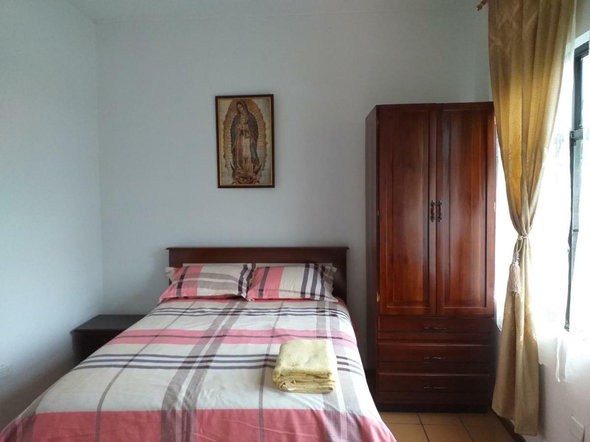 ホテル Casa Del Peregrino Santo Thomas バーニョス エクステリア 写真